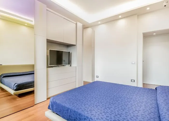 Luxury Front Of Cavalieri Hilton דירה *